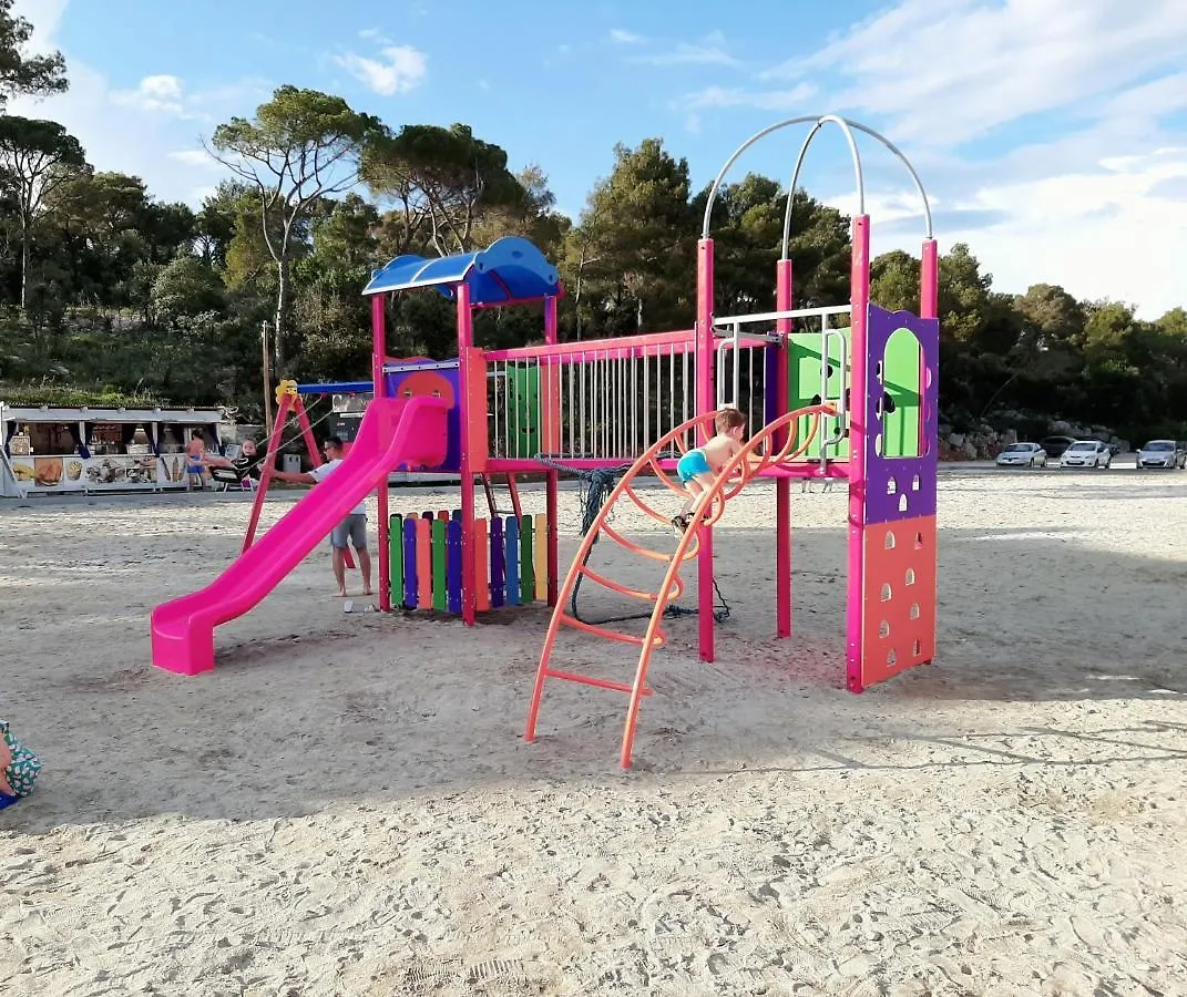 Blue Wave Mobile Home Biograd Na Moru 4*,